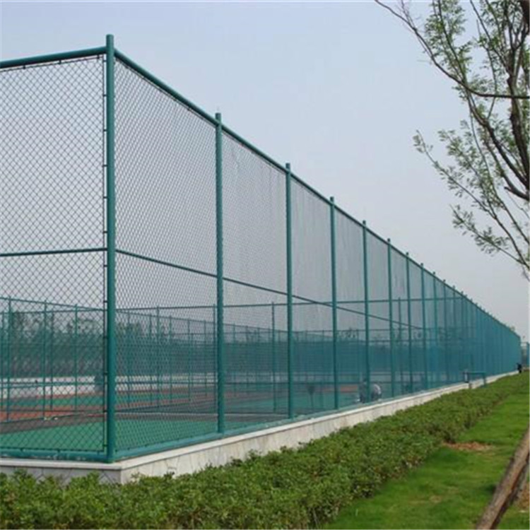 籃球場(chǎng)圍網(wǎng)案例展示圖片3 籃球場(chǎng)圍網(wǎng)案例展示圖片3