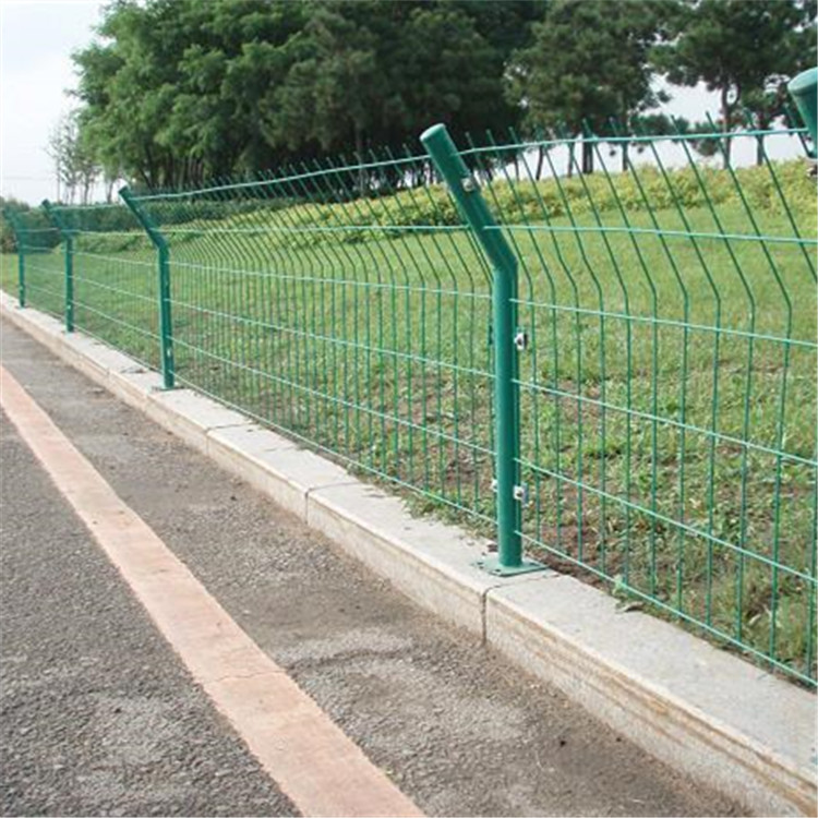 公路護欄網案例展示圖片2 公路護欄網案例展示圖片2