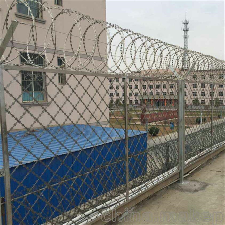 刀片刺網(wǎng)案例展示圖片1 刀片刺網(wǎng)案例展示圖片1