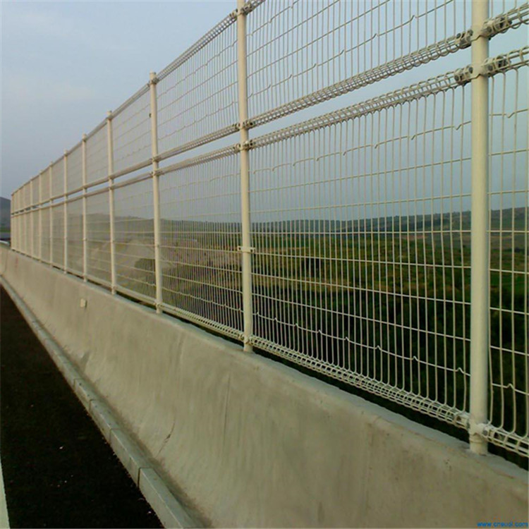 橋梁防拋網(wǎng)案例展示圖片2 橋梁防拋網(wǎng)案例展示圖片2